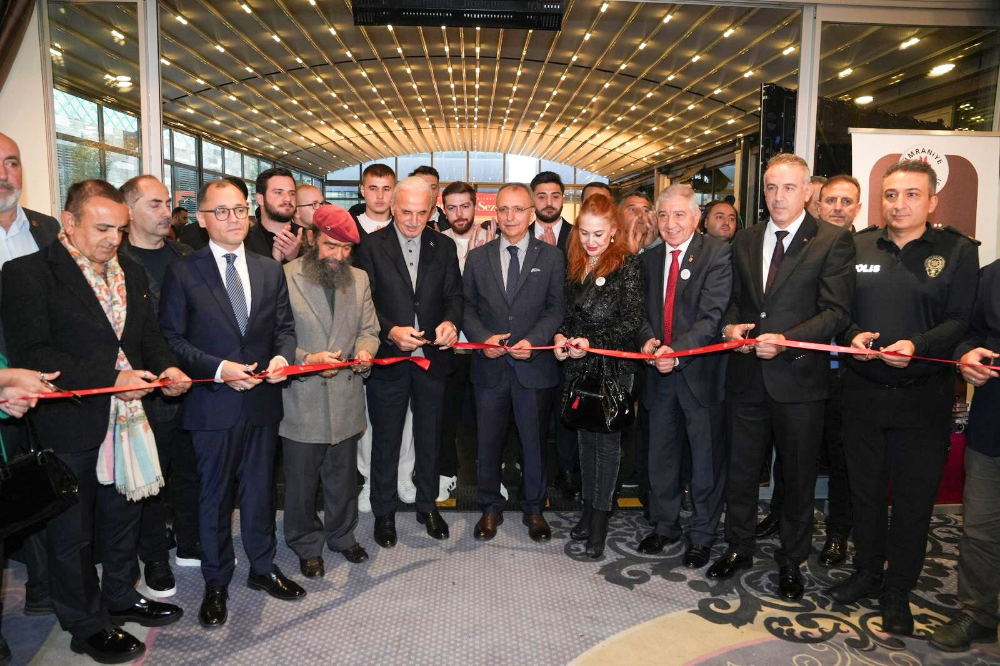 Ümraniye Belediyesi 2025-2026 Kültür Sanat Sezonunu Açtı