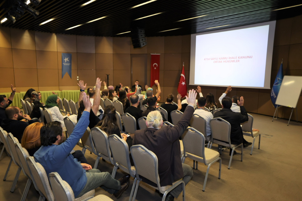 KÜÇÜKÇEKMECE BELEDİYESİ PERSONELİNE KAMU İHALE MEVZUATI EĞİTİMİ