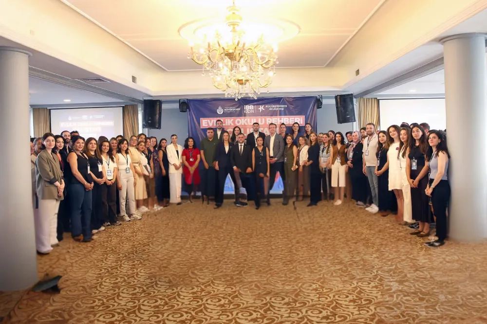 EVLİLİK OKULU REHBERİ ÇALIŞTAYI KÜÇÜKÇEKMECE’DE YAPILDI